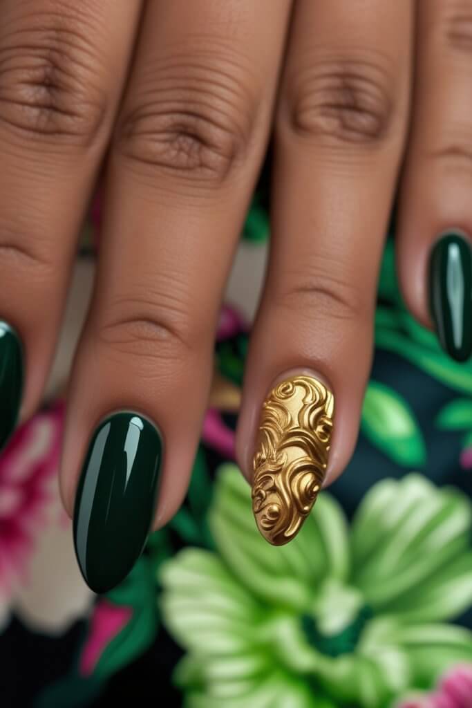 Go for Gold nail